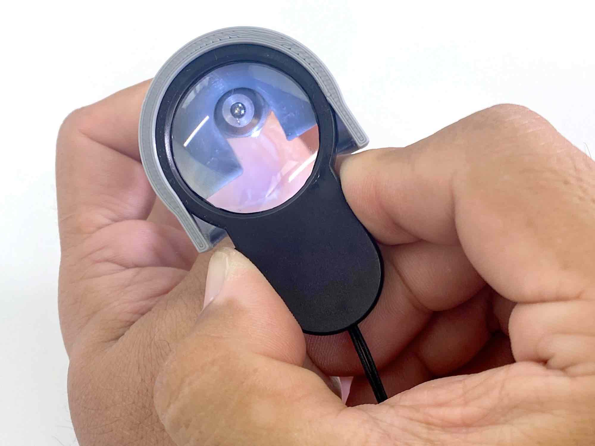 SMJ GG PLUG LOUPE / MAGNIFIER