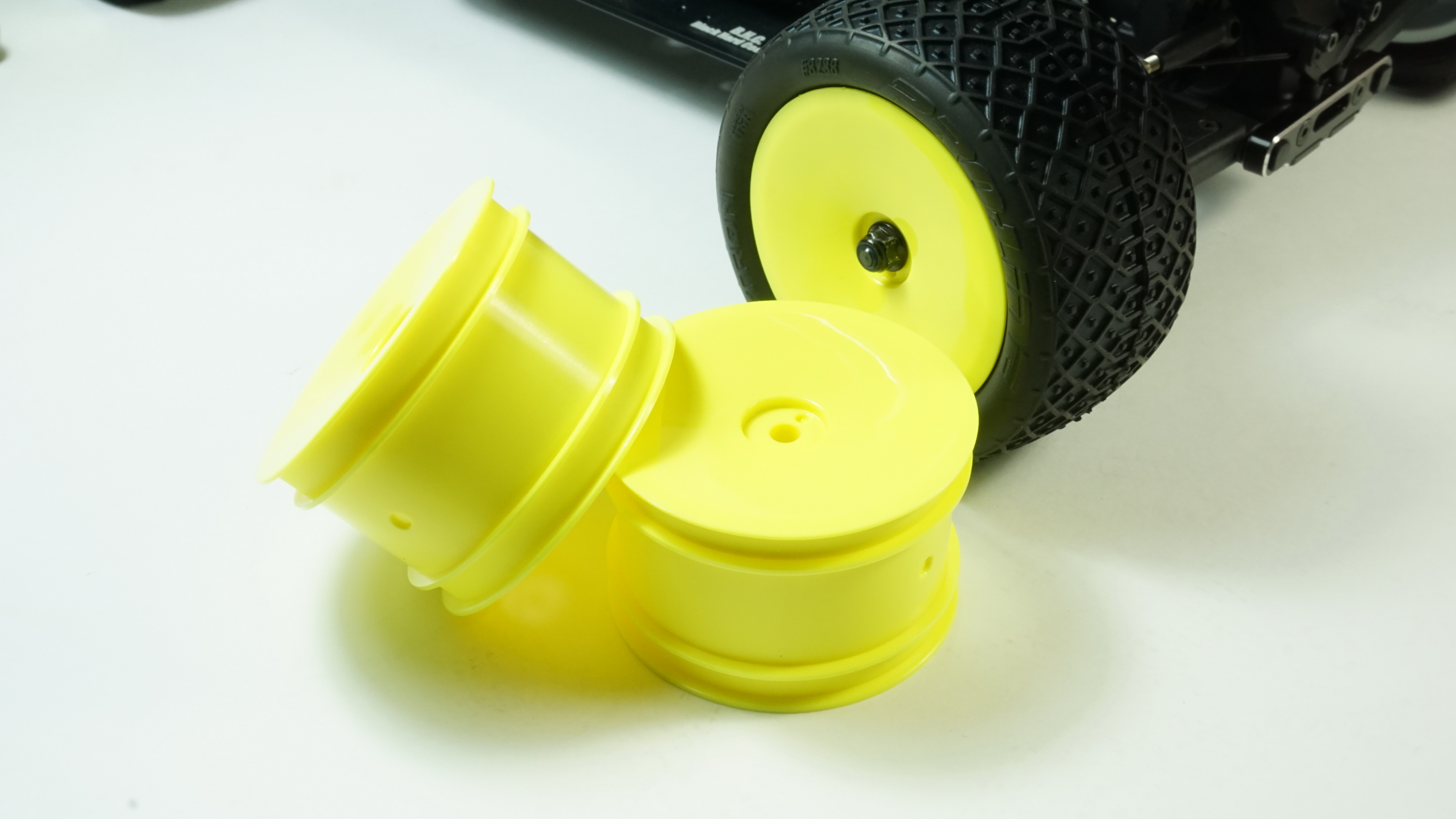 TPRO 1/10 2WD/4WD Off Road Rear Dish Wheel yellow 12mm(4)