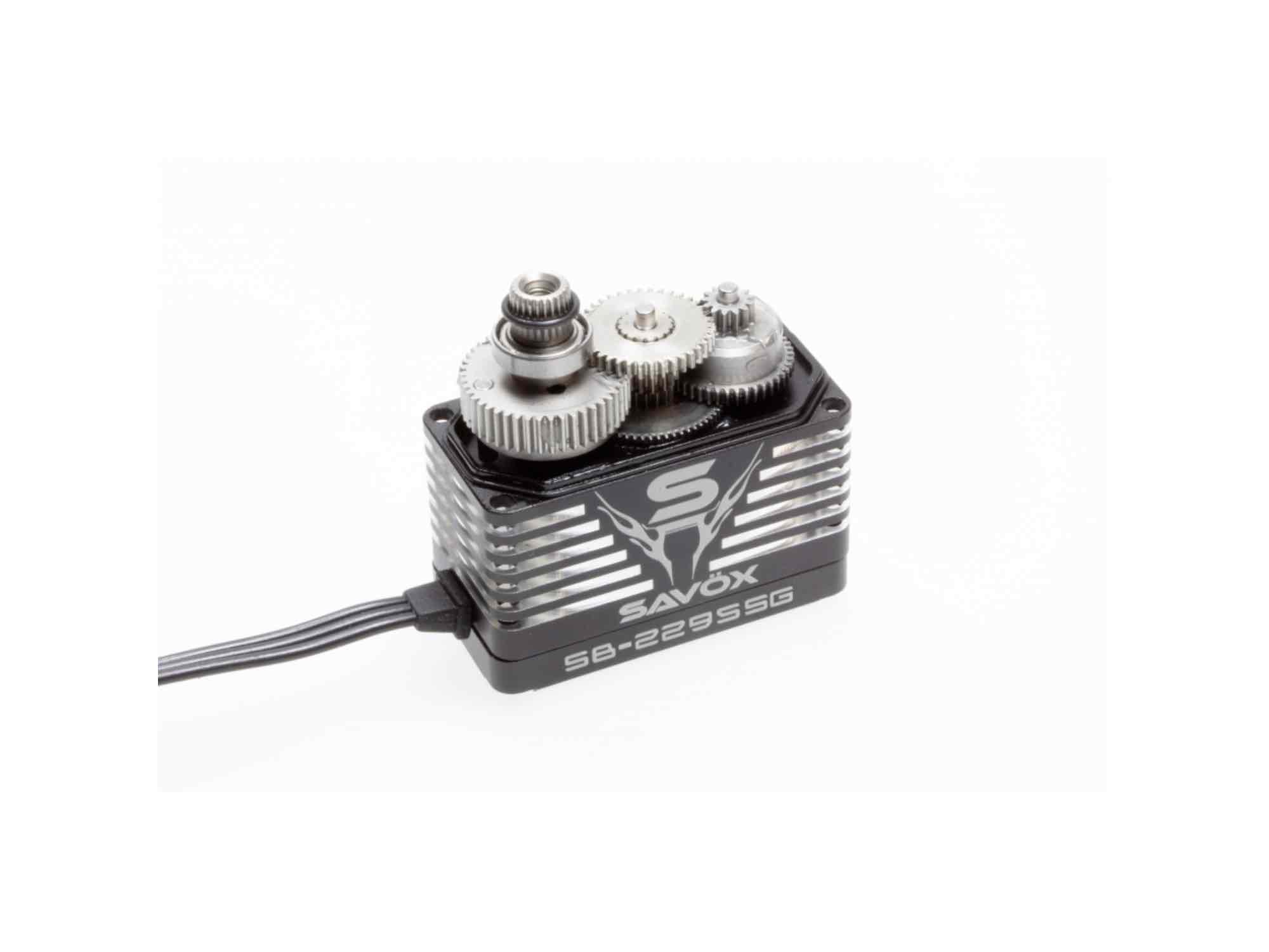 SAVÖX SB-2295SG Standard Size Digital Brushless Servo Aluminium Case 8,4V 40kg/0,05sek